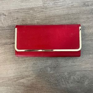 Red Clutch